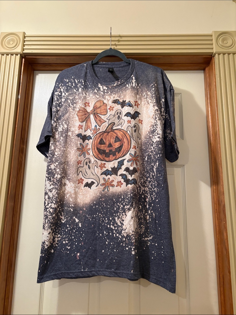 Gildan Navy Graphic Halloween Pumpkins, Ghosts & Bats Tee